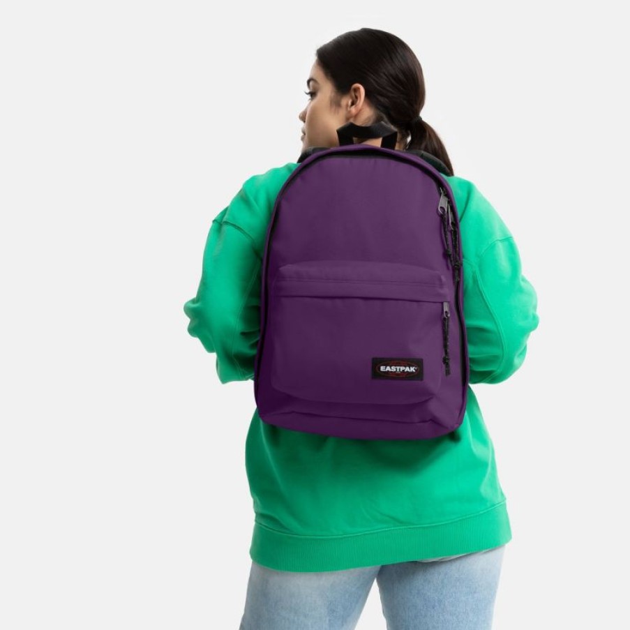 Femmes Eastpak Sac A Dos Ordinateur | Sac A Dos Out Of Office Eggplant Purple - Eastpak