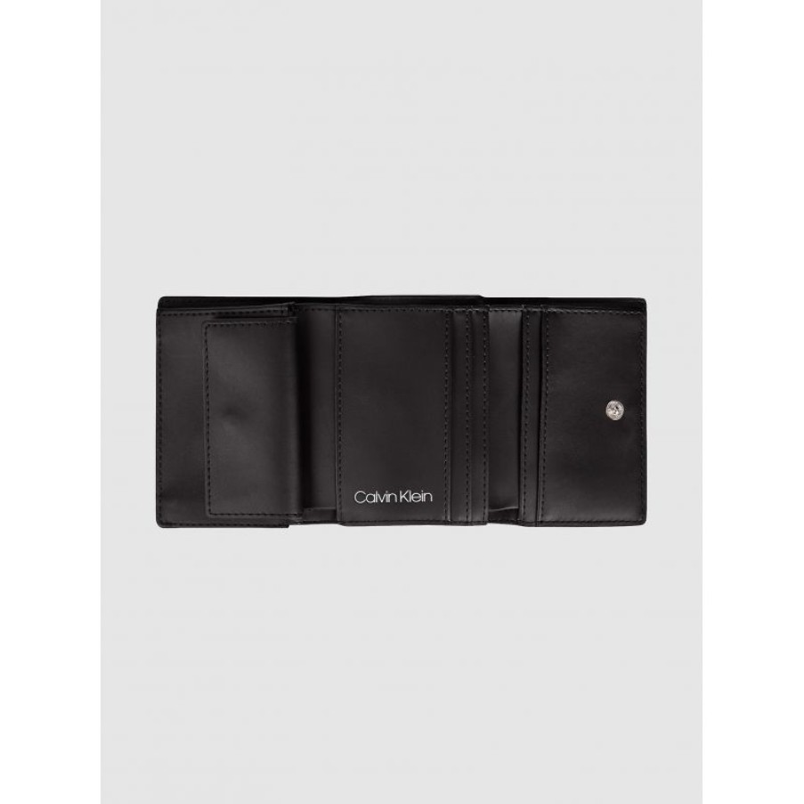 Femmes Calvin Klein Portefeuille | Portemonnaie Trifold Xs En Synthetique - Calvin Klein